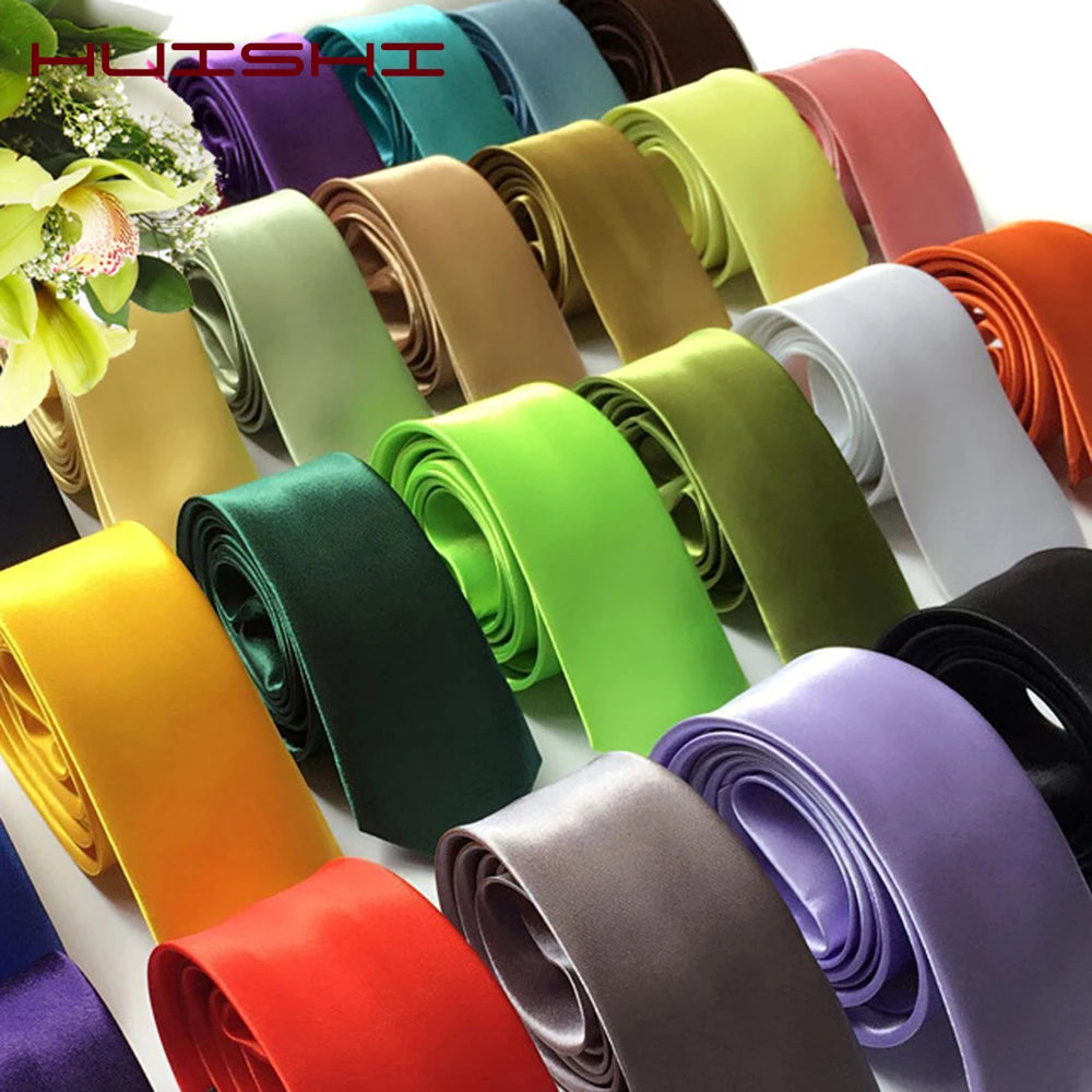Slim Solid-Color Necktie | The Daily Drop