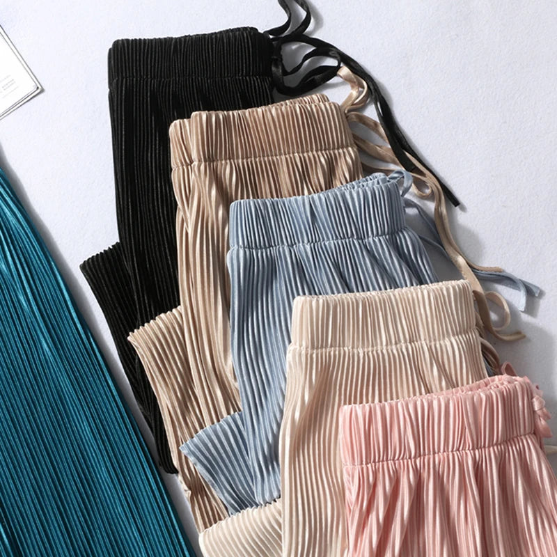 2025 Pantalón Corto de Seda Hielo Plisado Holgado Coreano Casual para Mujer, Pantalón Ancho para Casa, Ropa Deportiva Clásica, Ropa para Niñas, Top Negro