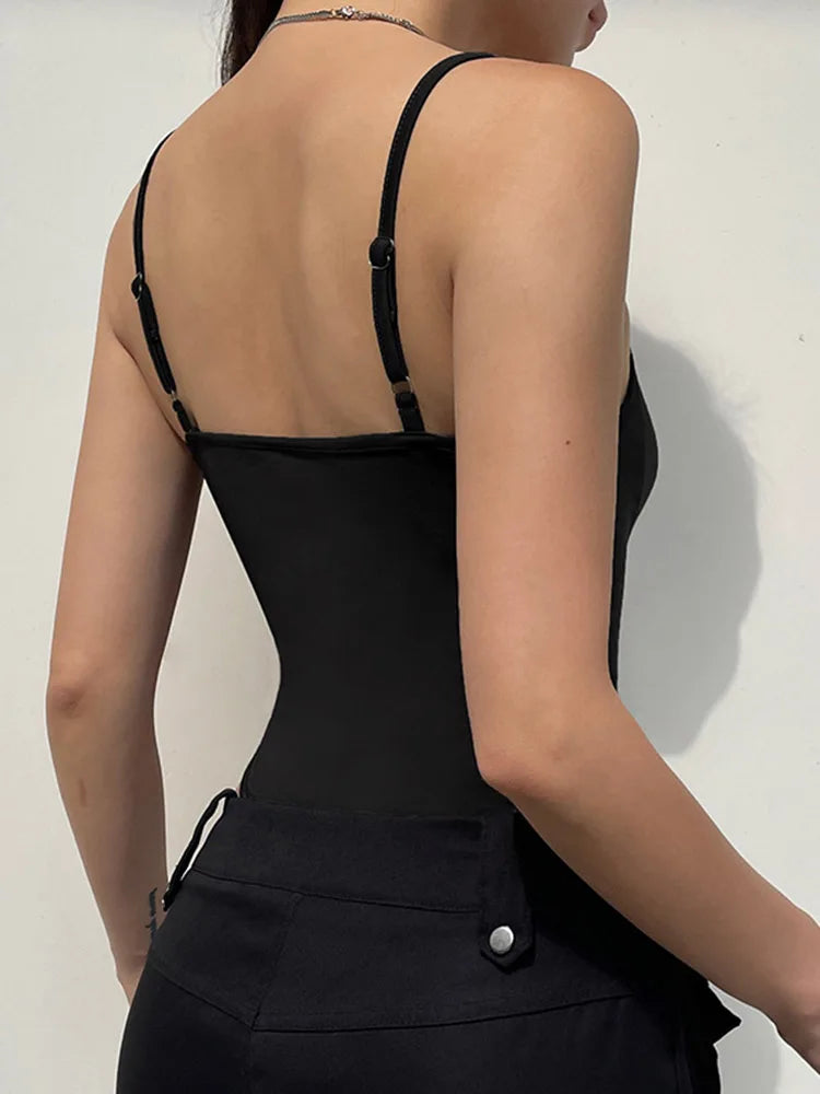 Body de mujer fruncido con cuello de pico – Camisola de tirantes finos ajustada