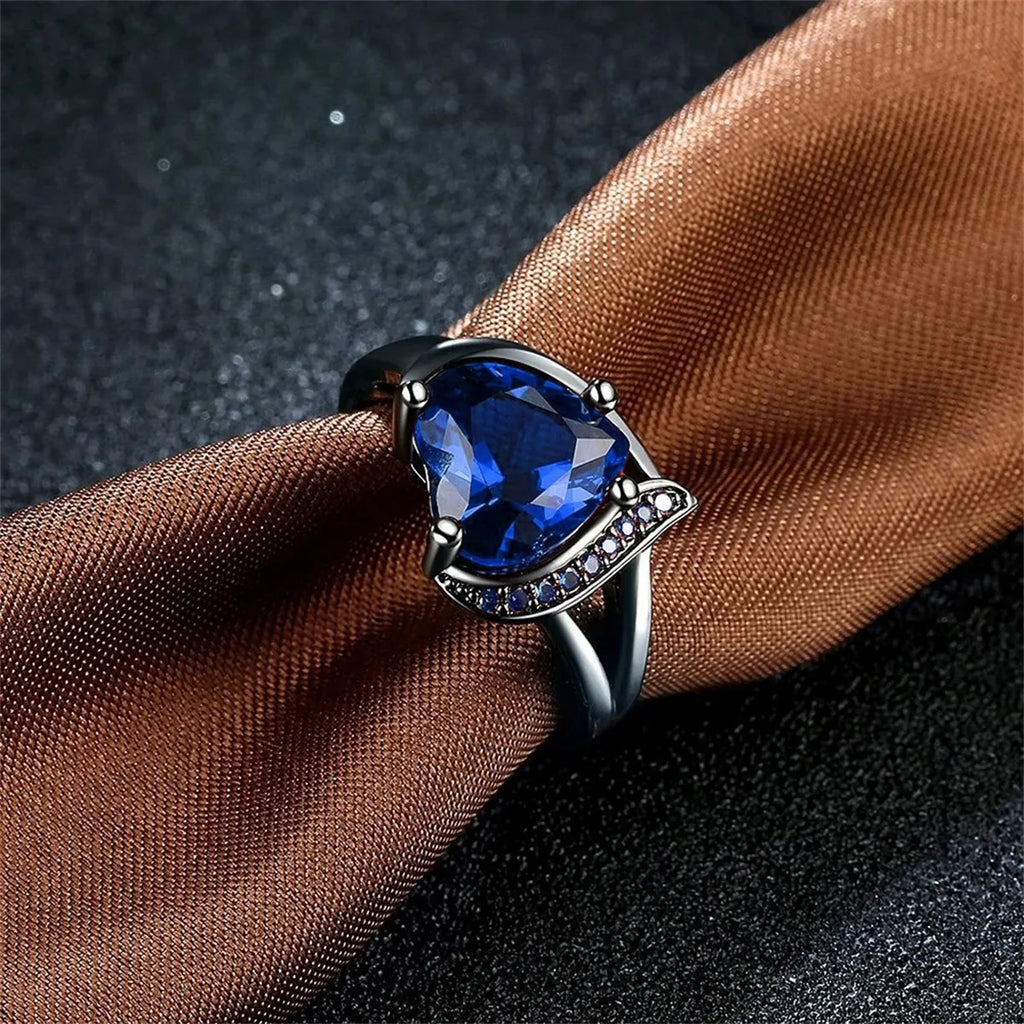 Conjunto de anillos de pareja con corazón de diamantes de imitación y dragón celta | Joyería de boda y aniversario para él y para ella
