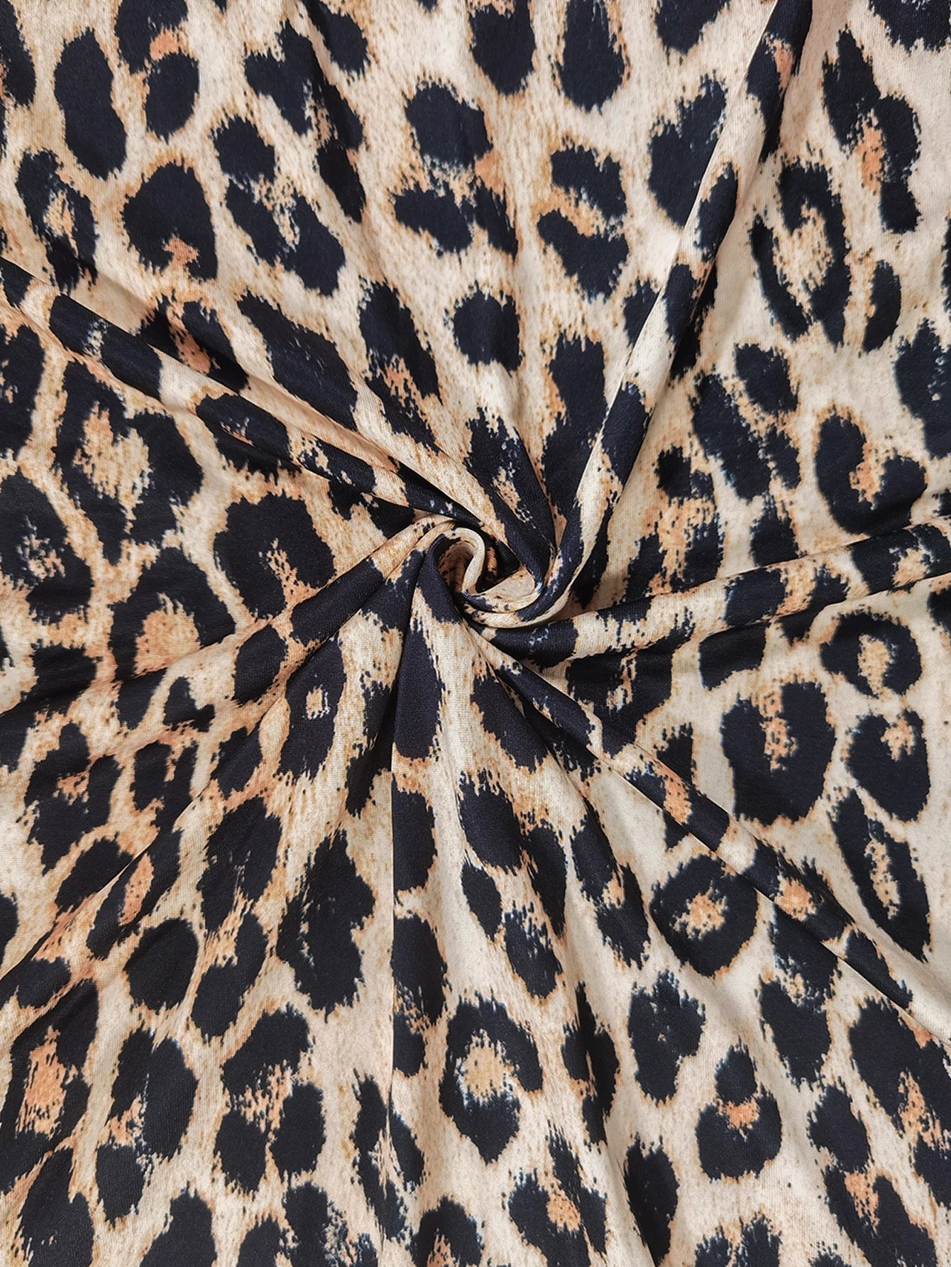 Women's Plus Size Leopard Print Maxi Dress – Spaghetti Strap Flowy A-Line with Pockets