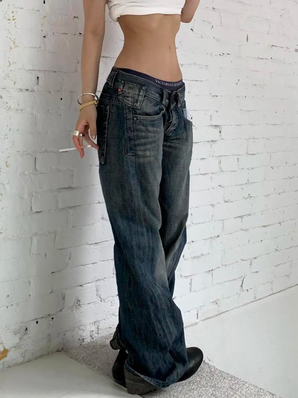 Y2K Baggy Straight-Leg Jeans – Vintage Blue