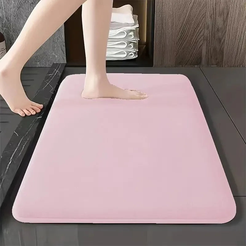 Solid Color Bathroom Mat - Non-Slip Absorbent Floor Mat (3 Sizes)