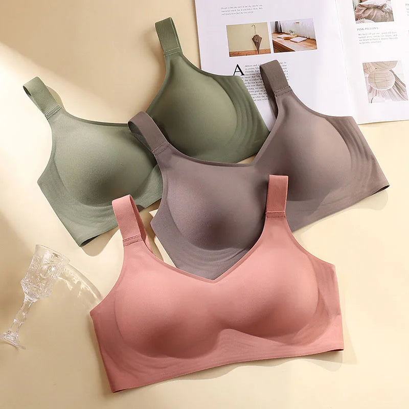 Women's Seamless Push-Up Bra – Wire-Free Molded Cup Deep V Adjustable Straps Plus Size