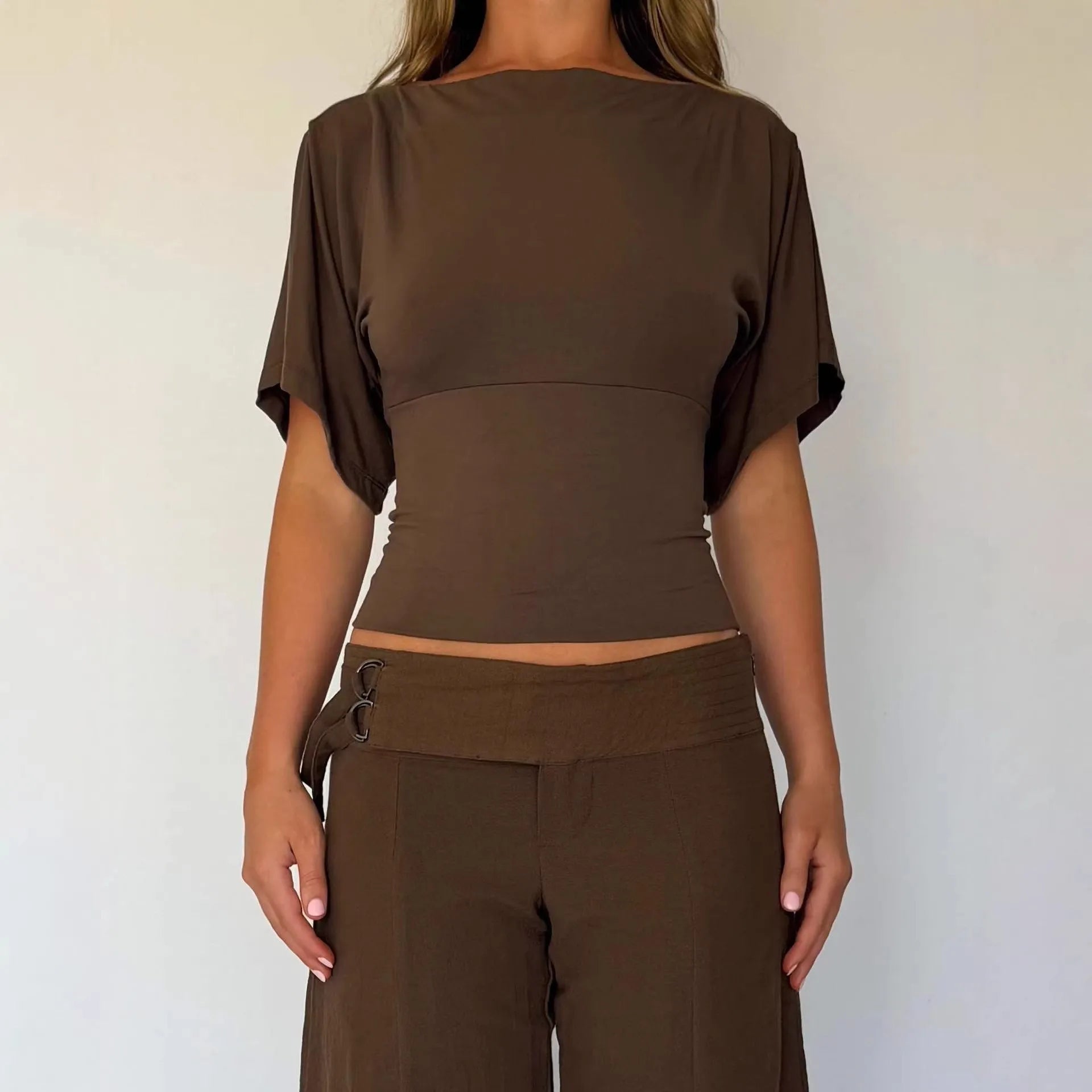 Tops de mujer sin hombros, verano, nueva moda, ajustados, lisos, de manga corta, cortos, para fiesta, sexys, básicos, informales, de punto