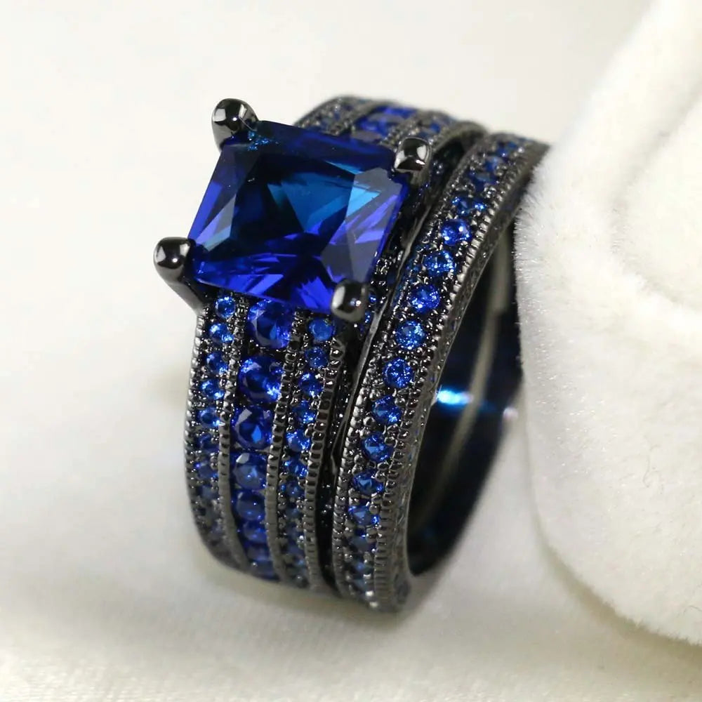 Charm Couple Rings – Red Rhinestone Women's & Celtic Dragon Men's Wedding Band Set