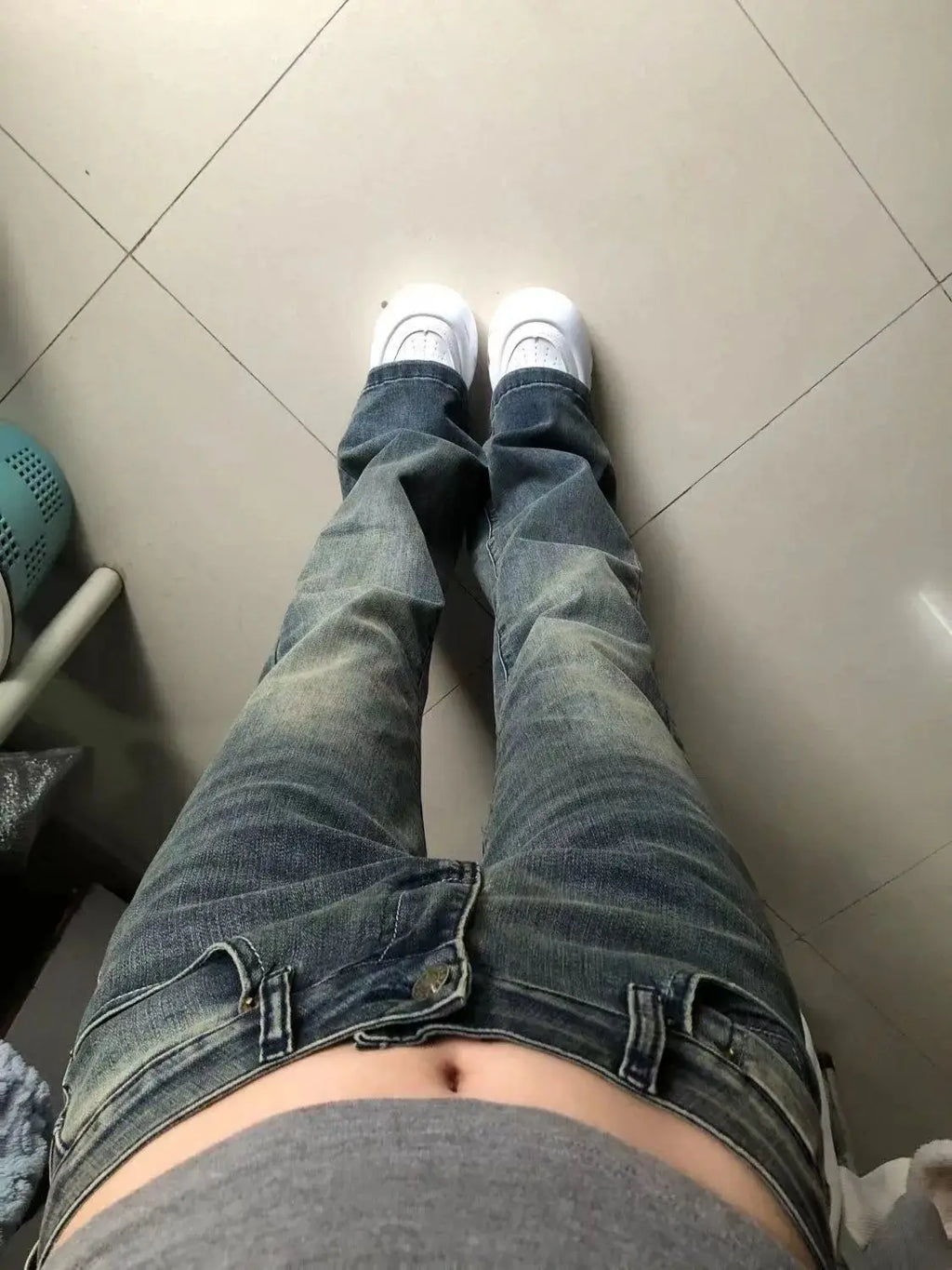 Retro High-Waist Bell-Bottom Jeans – Blue